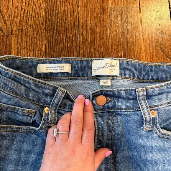 Universal Thread High Rise Slim Straight Jeans - Picture 5 of 6